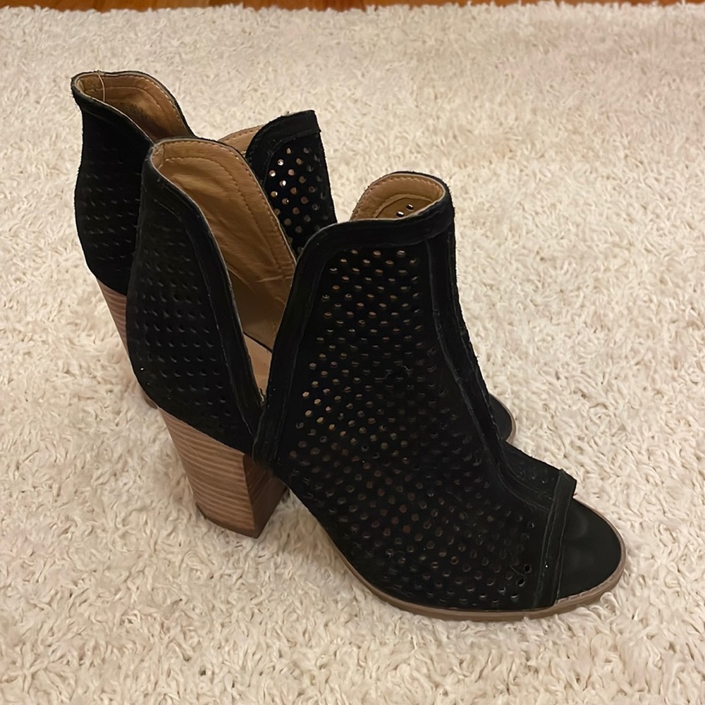 Lucky Brand black suede peep toe booties